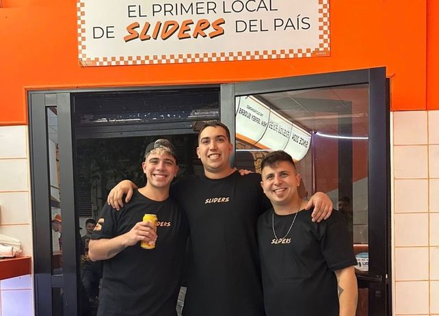 Lucio Leyría, Sebastián Chianea y Stefano Anfossi, al frente de Sliders.
