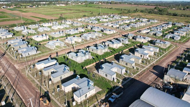 Con fondos nacionales se iniciarán las obras de construcción de 166 nuevas viviendas en Gualeguaychú en el marco del programa Casa Propia - Construir Futuro