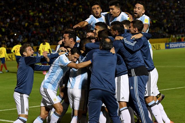 Con un Messi brillante, Argentina clasificó al Mundial después de mucho sufrimiento