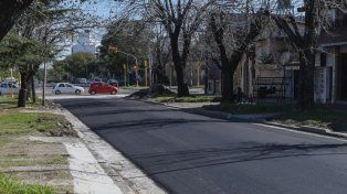 Las obras en calle Maciá, en Paraná, abarcan el tramo entre Ruperto Pérez y Avenida Ramírez. Reconstruyeron cordones cuneta y se prevé colocación de rampas