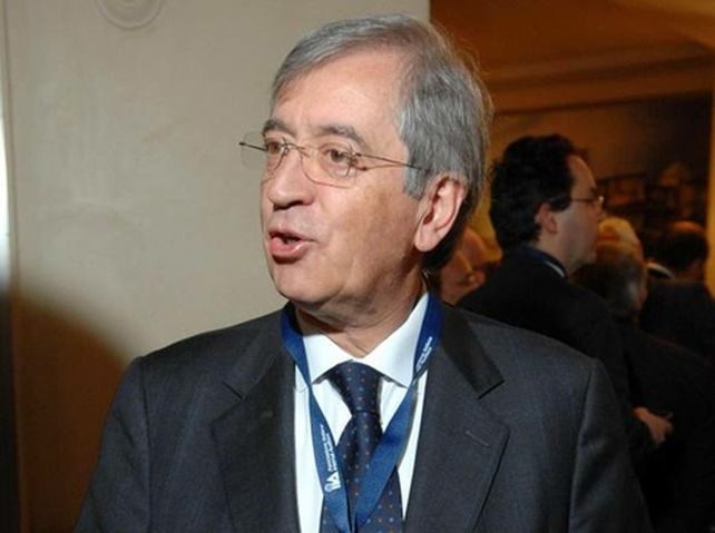 ex auditor. Libero Milone.