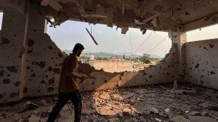 Pakistán dice que busca una diplomacia constructiva con India y una resolución pacífica del conflicto sobre Cachemira