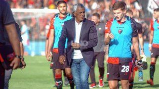 Gorosito convocó 21 jugadores en Colón para recibir a Banfield.