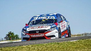 Facundo Chapur dominó el sábado en la Clase 3 del Turismo Nacional en Paraná.