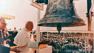 Inolvidable. Como testimonio de su paso, el arzobispo de Paraná mandó a construir una campana. Se diseñó en San Carlos (Santa Fe).
