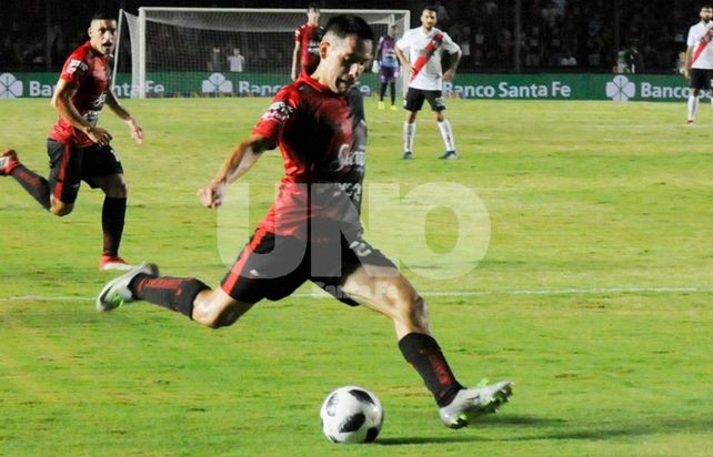 Gustavo Toledo está cada vez más lejos de Colón Gustavo Toledo está cada vez más lejos de Colón