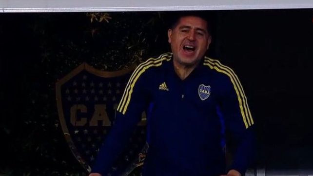 Juan Román Riquelme se mostró sonriente y festejando el empate de Boca con Racing.&nbsp;