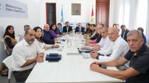 El gobierno provincial anticipó que convocará a paritarias los primeros días de febrero