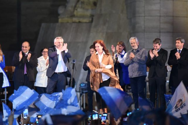 Vamos a cambiar la Argentina el primer semestre, prometió Alberto Fernández