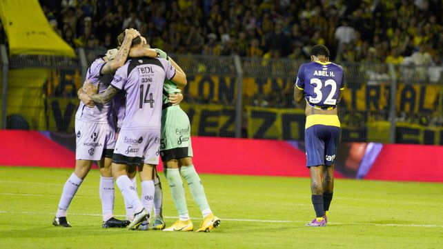 Barracas celebra y Central sufre. Con esa derrota el canalla se quedó sin chances de clasificación.
