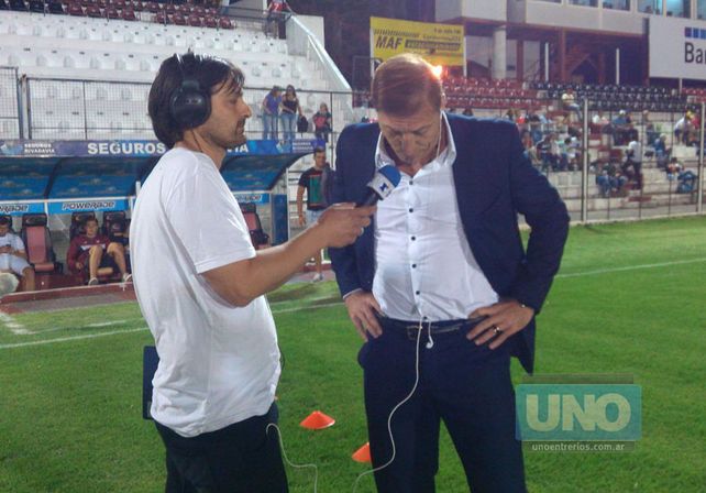 Banderazo de apoyo al #PatrónDelAscenso antes de la semifinal