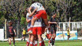 Las chicas de Unión quieren pegar primero ante Argentinos