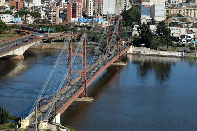 Se presentó una oferta para evaluar el estado del Puente Colgante