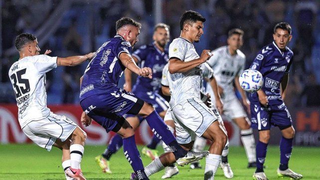 Quilmes sacó de la Copa Argentina a Central Córdoba Quilmes sacó de la Copa Argentina a Central Córdoba