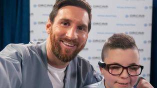 Los anteojos inteligentes que Lionel Messi donó a chicos con ceguera parcial