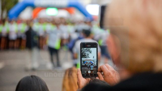 Cerca de 3 mil atletas participaron en el Maratón del Becario.
