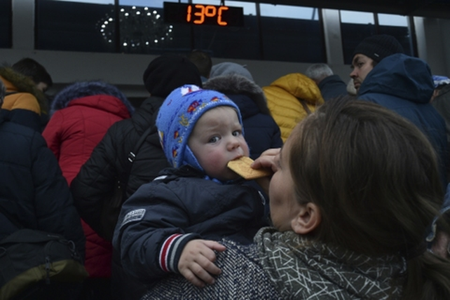 Civiles de Jersón llegan a una ciudad de Crimea