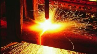 La producción industrial volvió a caer en octubre y se profundiza la crisis