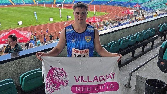Juan Ignacio Eihhorst integró el equipo argentino que conquistó la medalla de plata en los relevos 4x100 metros del Mundial para personas con Síndrome de Down.