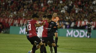 Newells despidió el año que vivió en peligro con una nueva derrota