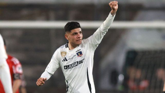Claudio Aquino está jugando en Colo Colo
