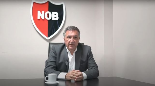 Estamos en la búsqueda de un entrenador que sea del gusto de la gente y de todos