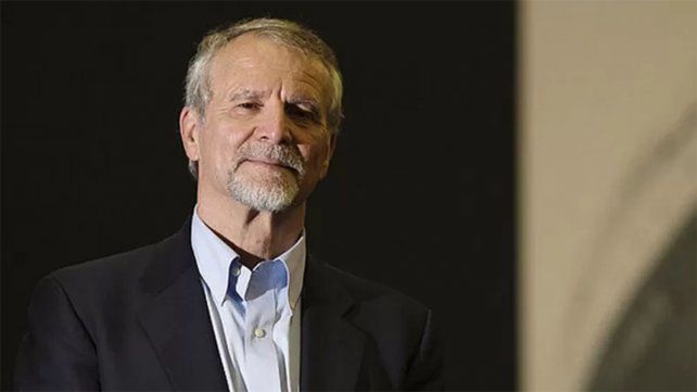 El sumergible desaparecido tiene reservas de oxígeno para un máximo de 96 horas para cinco personas. Efectivos de rescate trabajan a contrarreloj