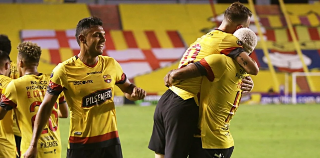 La vaselina de Damián Díaz, exjugador de Colón, en Ecuador