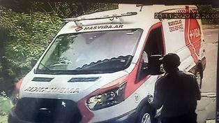 Revelan que la ambulancia que fue a la casa donde estaba Maradona tardó 11 minutos en llegar