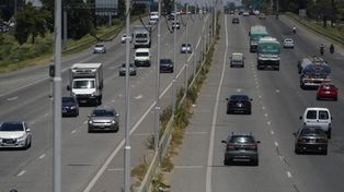 Choque en Circunvalación: murió un motociclista y denuncian que un conductor se fugó