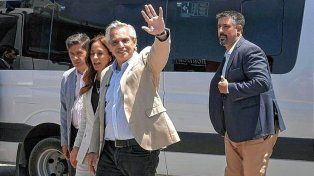 Alberto Fernández mira otros números de la economía.