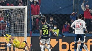 Unión padece la falta de solidez del bloque defensivo