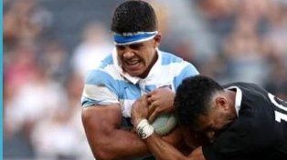 Santiago Chocobares debutó en Los Pumas enfrentando a los All Blacks en 2020.