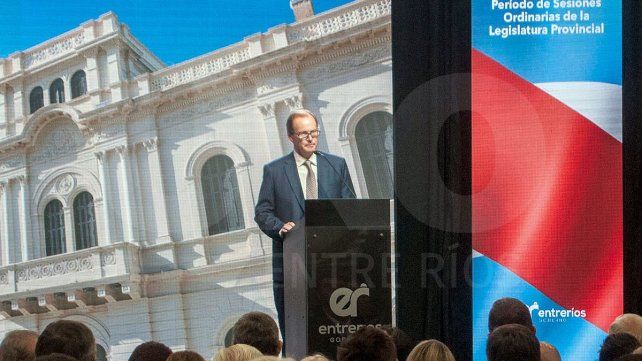 Gustavo Bordet: He decidido quitar todo cargo provincial de la factura de la luz