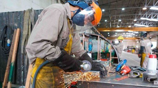 Indec: la producción industrial cayó 1,7% en noviembre
