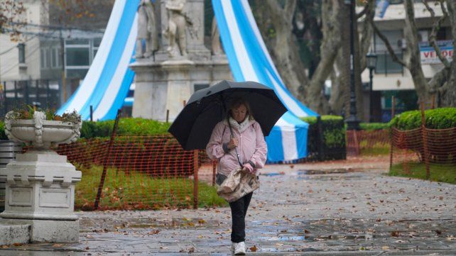 El tiempo en Rosario: probables lloviznas y ráfagas en la tarde del martes