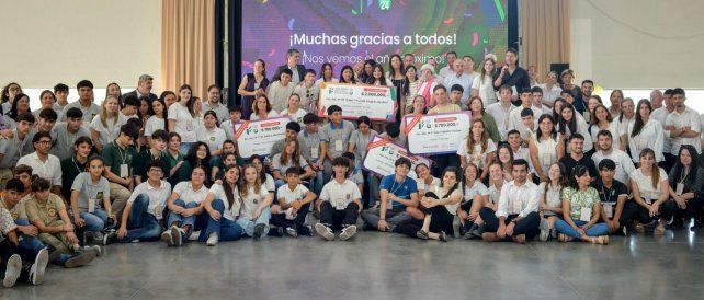 Por Entre Ríos participaron 260 estudiantes y 39 docentes.