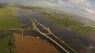 Impactante: así se ven desde el aire campos inundados de Santa Fe