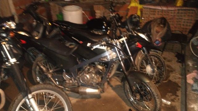 Más de 90 demorados por una fiesta clandestina en Villa Gobernador Gálvez