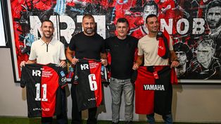 Visitantes ilustres en los Suramericanos: Newells agasajó a Scaloni, Samuel y Maxi Rodríguez