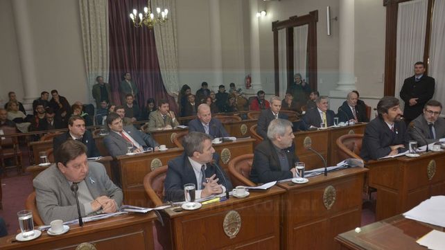 Decisión. La Cámara debe tratar las cuestiones preliminares