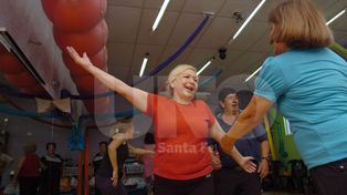 Un grupo que demuestra que no hay edad para divertirse y ayudar