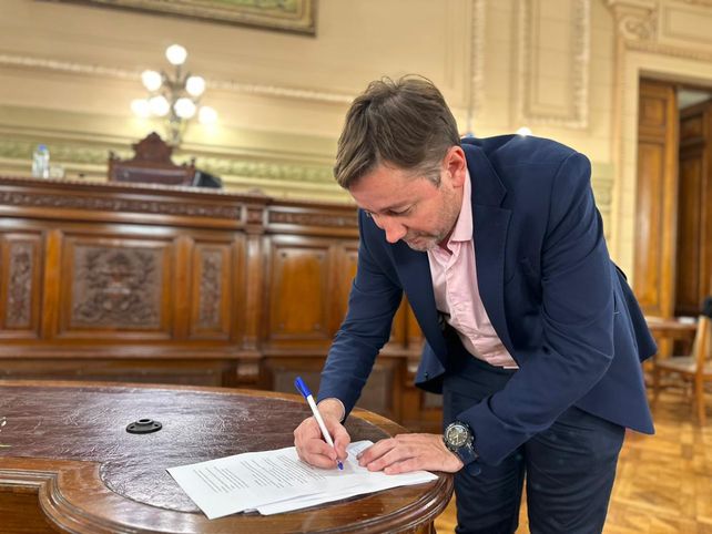 Esteban Motta. Senador del departamento San Martín
