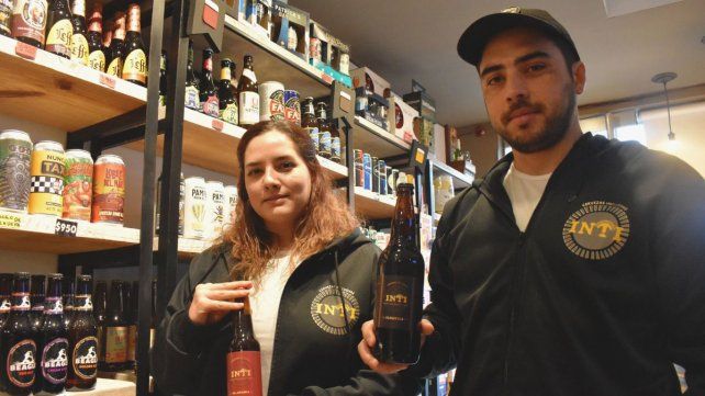 Dos jóvenes crearon una cerveza sin gluten y con un modelo de producción único en la región
