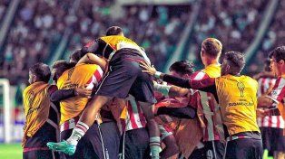 Estudiantes derrotó como visitante a Oriente Petrolero por 1-0.