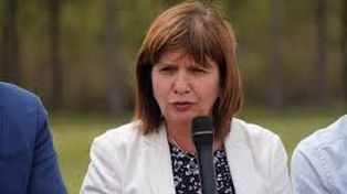 Patricia Bullrich sacó su archivo personal para señalar que mileísta de la primera hora.