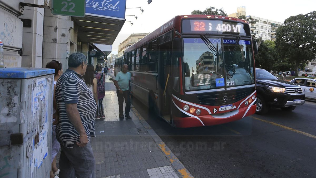 Se levanta el paro de colectivos en Paraná