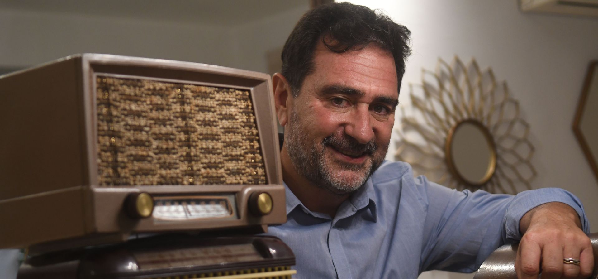 Roberto Caferra, el oficio de contar historias