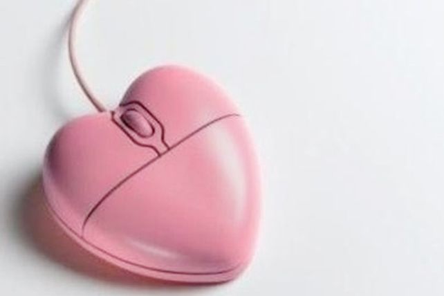 El amor que nace en la web dura un poco más