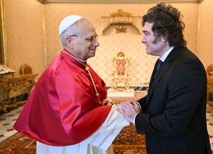 Milei celebró la llegada del papa León XIV a la Argentina: Una visita histórica